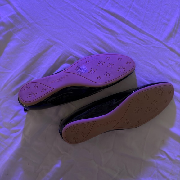 Karl Lagerfeld - Black Leather Patent Ballet Flats - Size 11 - Picture 4 of 6